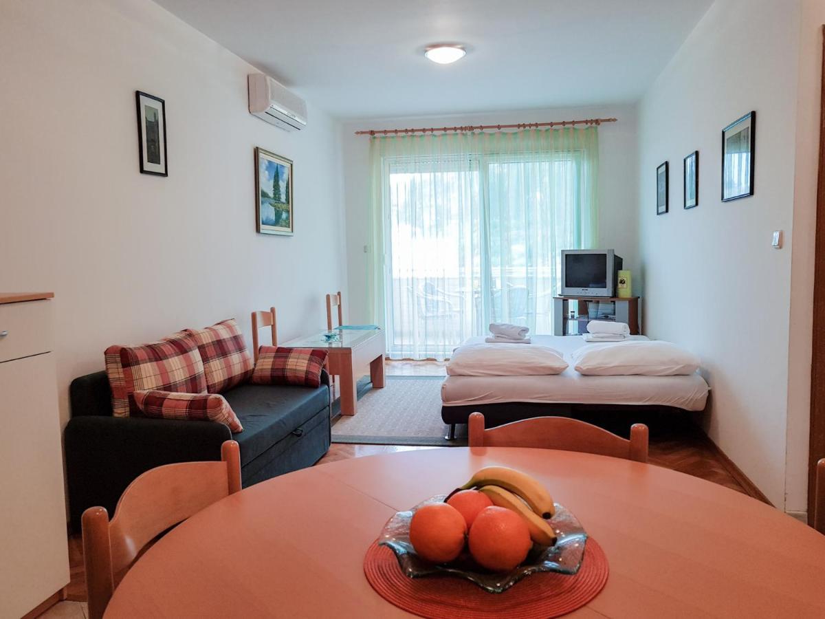 Apartment Smile Baška Voda Exterior foto